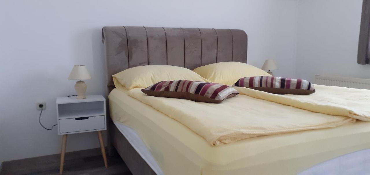 Guesthouse Sara Grabovac  Eksteriør bilde
